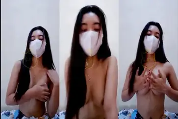 Dedek Aprilia Belia Pamer Toket Mungil Tapi Padat HD