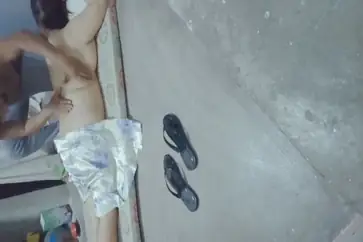 Tante Girang Nakal Minta Pijat Di Meja Dapur